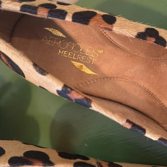 AEROSOLES NWOT Brown and Black Leopard Heels - Picture 2 of 8